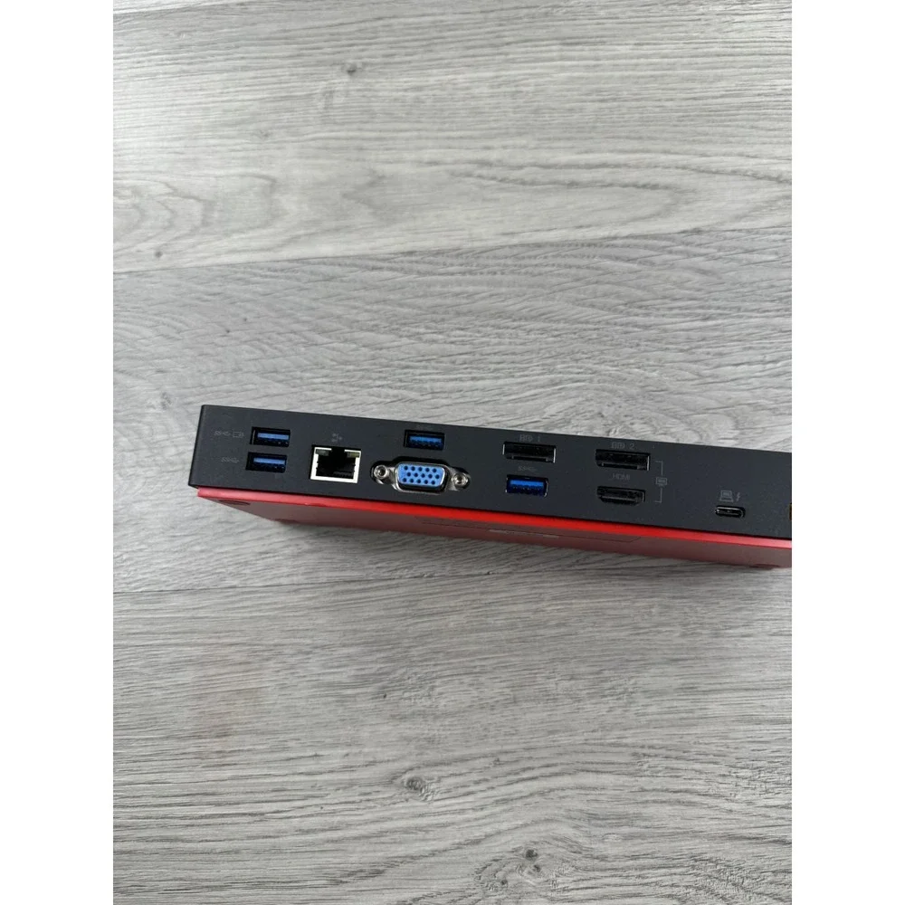 Lenovo ThinkPad Thunderbolt 3 Dock (DBB9003L1) TYPE NO POWER SUPPLY TESTED